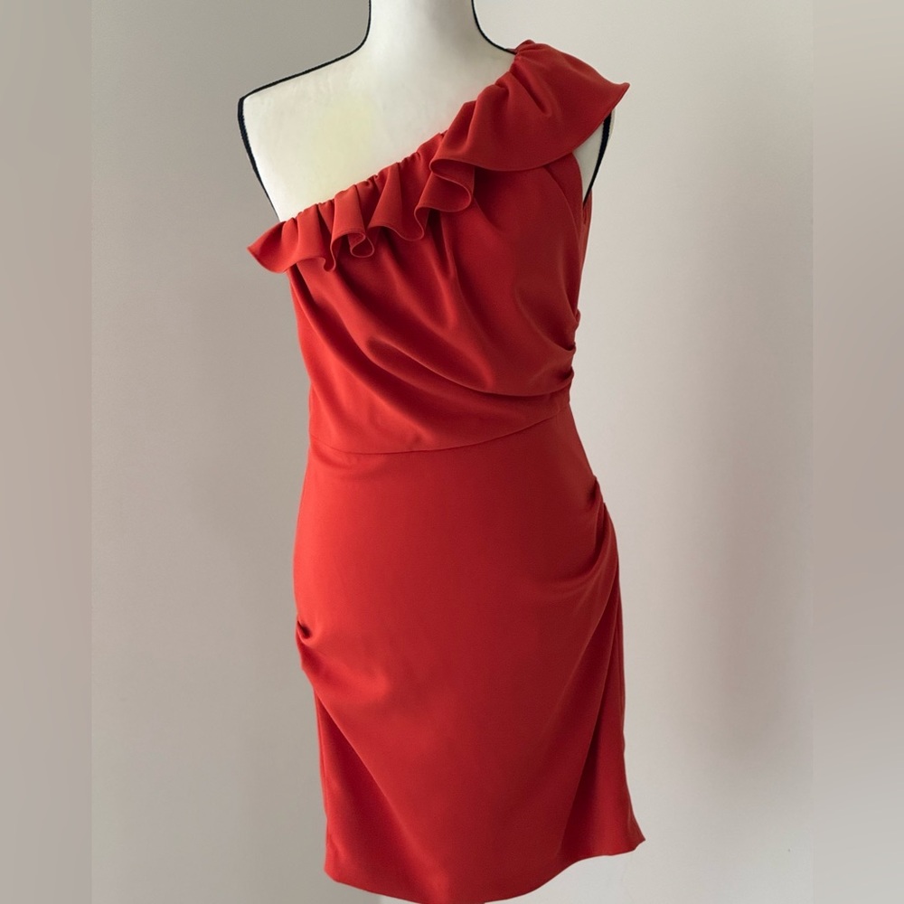 Elegant One-Shoulder burnt orange